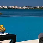 Agua Riverside فندق 4*