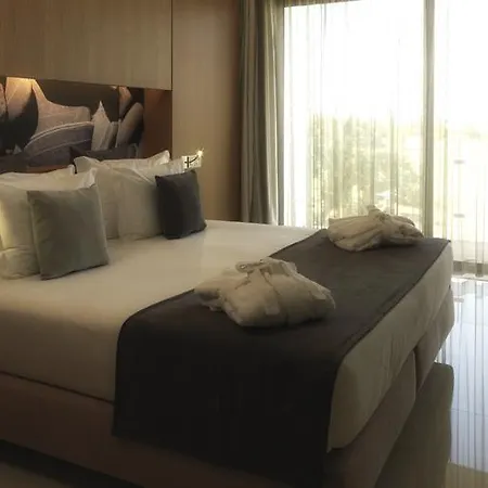 Agua Riverside