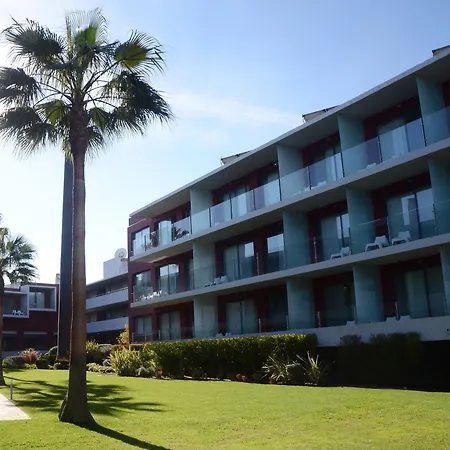 Agua Riverside فندق 4*