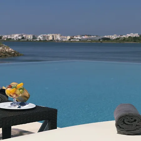 Agua Riverside 4*