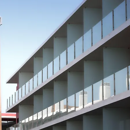 Agua Riverside Hotel 4*