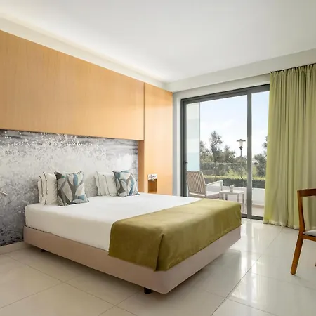 Agua Riverside 4*