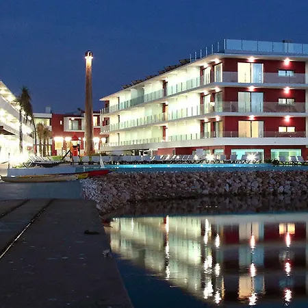 Hotel Agua Riverside