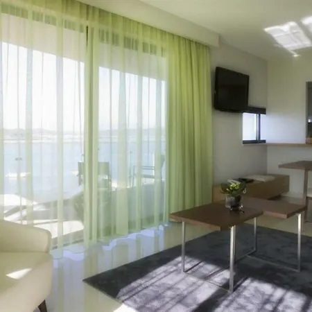 Agua Riverside