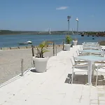 Agua Riverside 4*