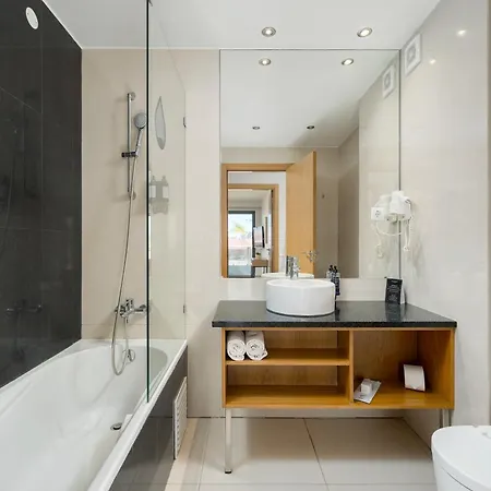 Agua Riverside Hotel 4*