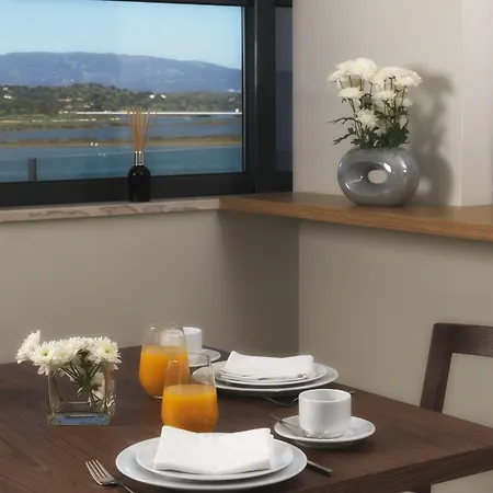 Agua Riverside 4*