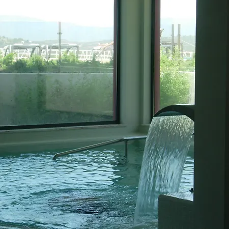 Agua Riverside 4*