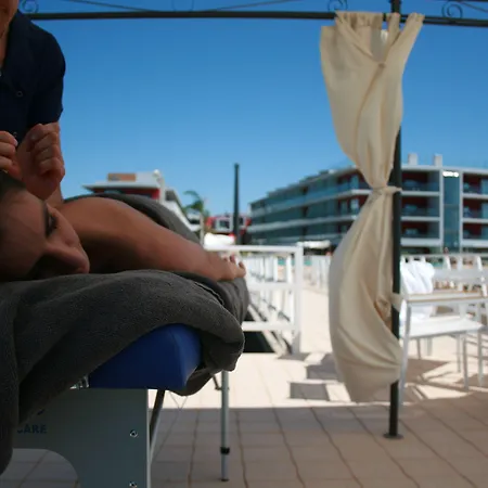 Hotel Agua Riverside 4*