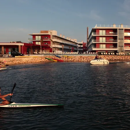 Hotel Agua Riverside