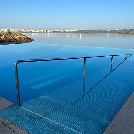 מלון Agua Riverside פראגודו