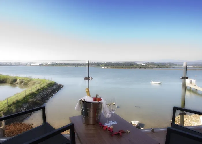 Agua Riverside Hotel 4*