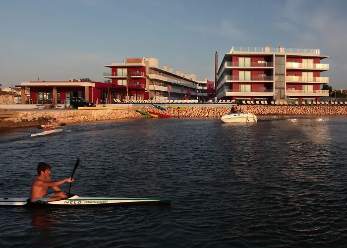 Hotel Agua Riverside