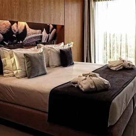 Hotel Agua Riverside 4*
